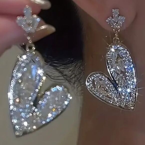 Silver Heart Earrings N1555 - Picture 2 of 4